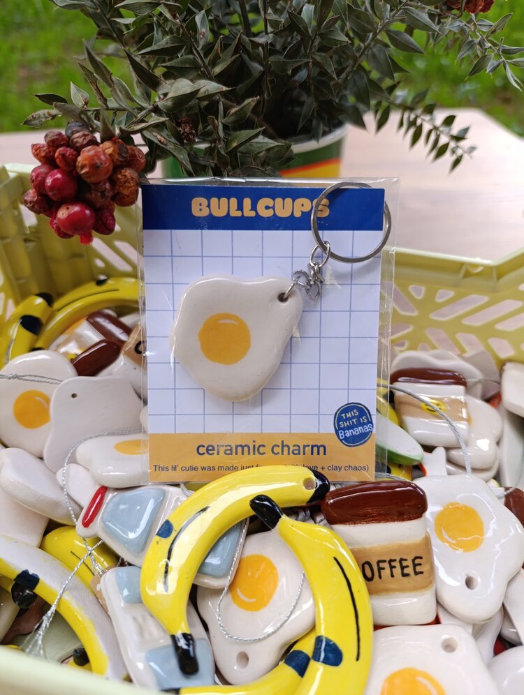 Sunny Side Up Seramik Anahtarlık – Bullcups Özel Seri